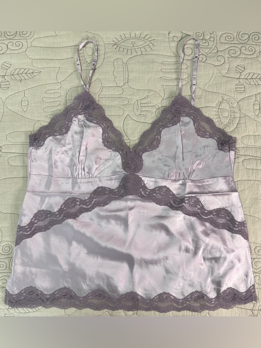 NWOT Gold Hawk Purple Haze 100% Silk Lace Trim Camisole Top Large